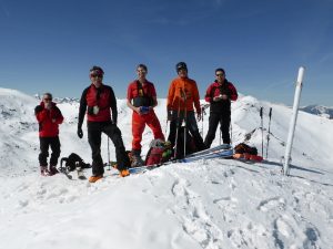 Kurze Gipfelrast auf der Jochspitze
