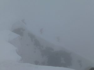 Abstieg im Nebel vorbei an der westl. Nordwandrinne/Nordrinne/Gipfelrinne