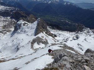 Anstieg zum Monte Forato mit Tiefblick nach Bovec (SLO)