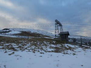 Schneelage bei der Hipfllift Bergstation