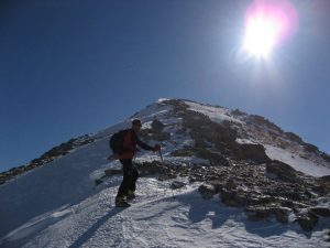 Aufstieg vom Schidepot zum Gipfel
