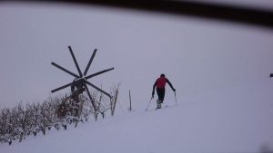 Erster Anstieg auf Skiern
