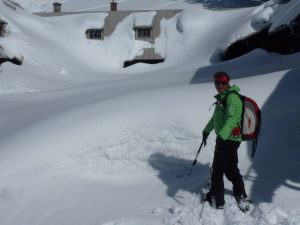 Oberst Klinke Hütte im Winterkleid